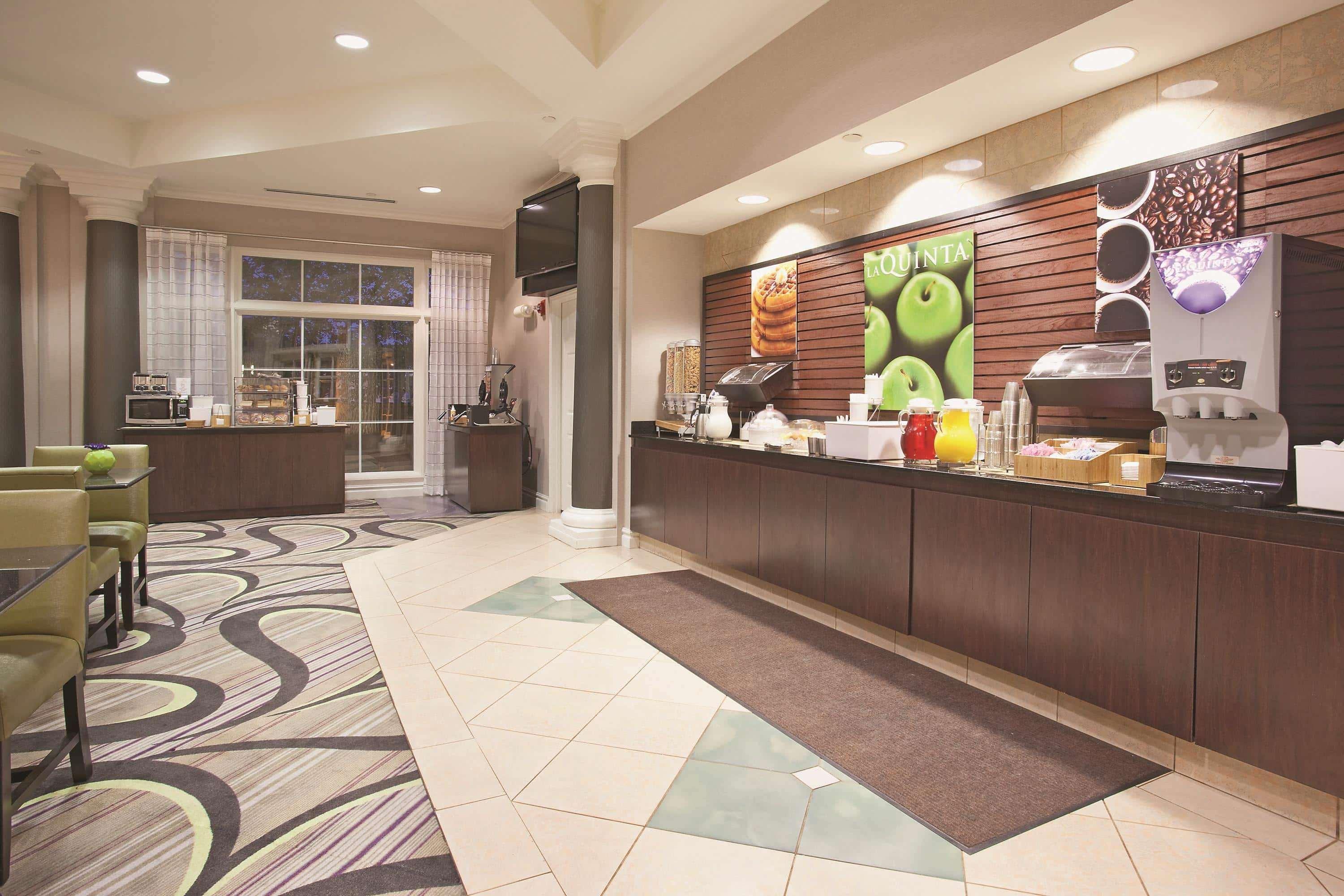 Hotel La Quinta By Wyndham Pueblo Zewnętrze zdjęcie