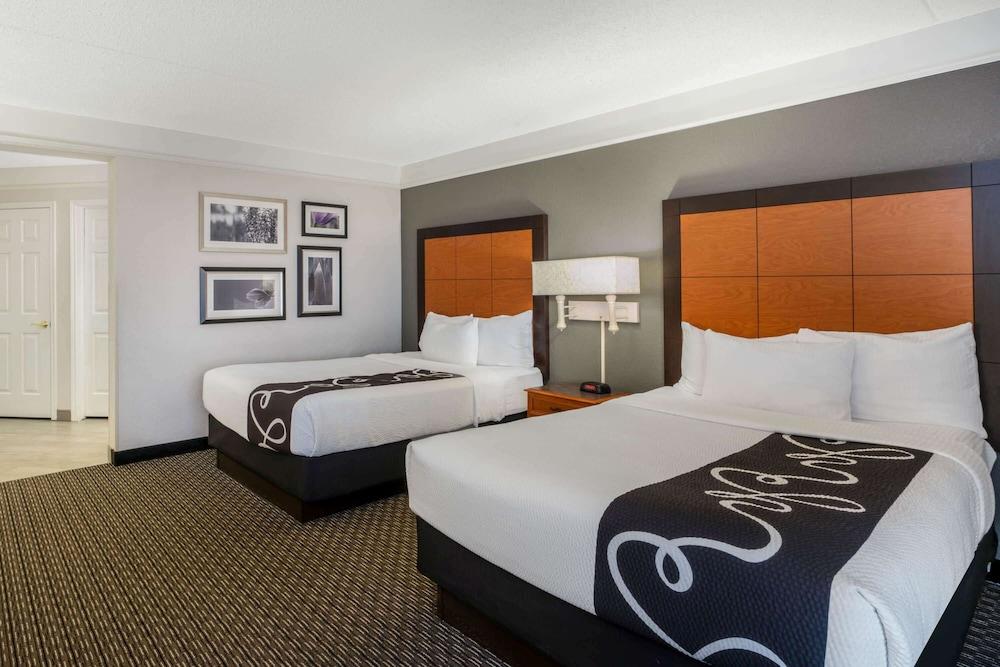 Hotel La Quinta By Wyndham Pueblo Zewnętrze zdjęcie